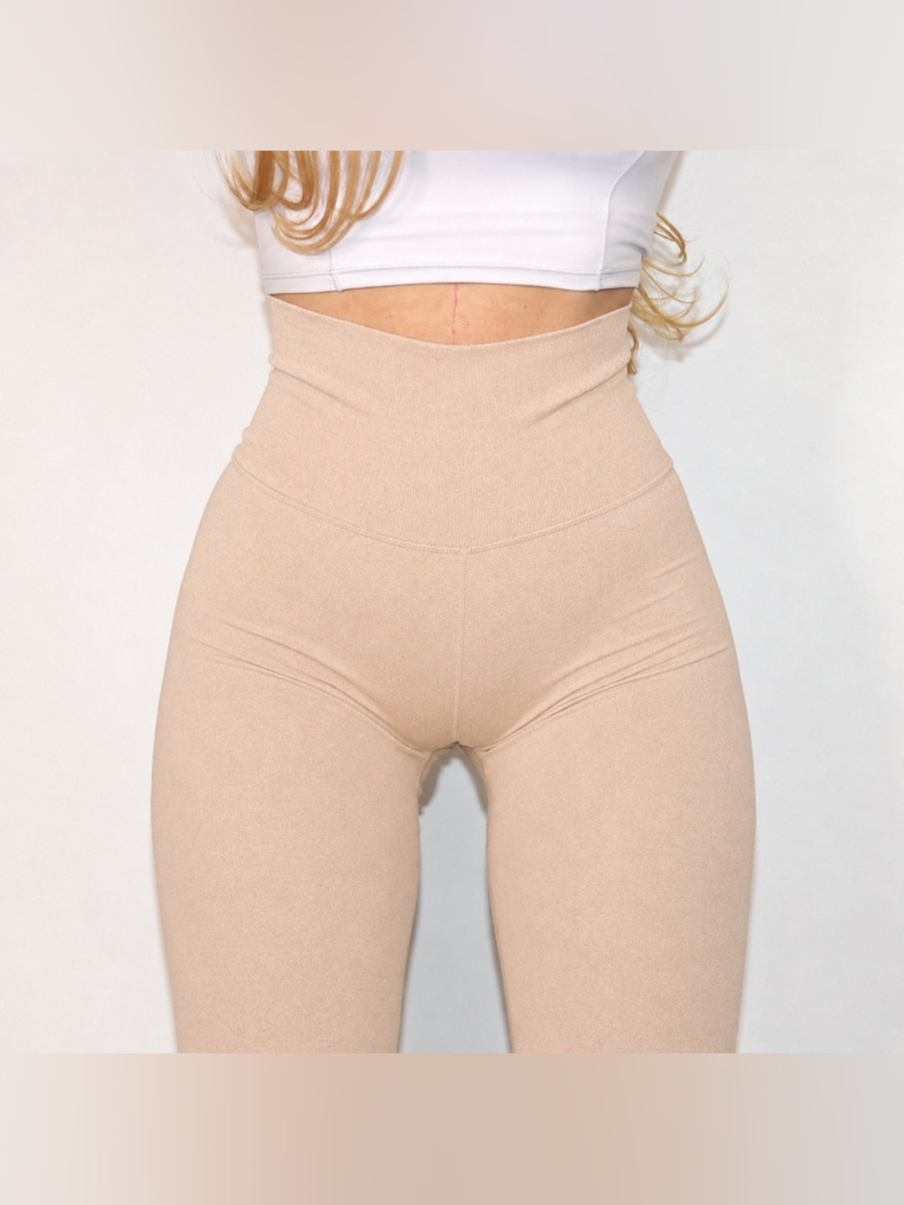 🆕 Naturyl Fit Leggings Creme